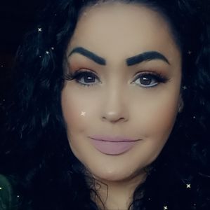 Meet your Posher, Gonzalez